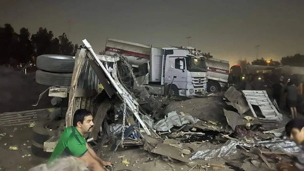 10 morţi şi peste 20 de răniţi într-o explozie la Bagdad - FOTO