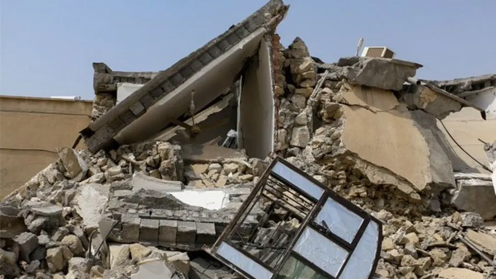 Cutremur devastator în Iran. Peste 500 de persoane au fost rănite - FOTO