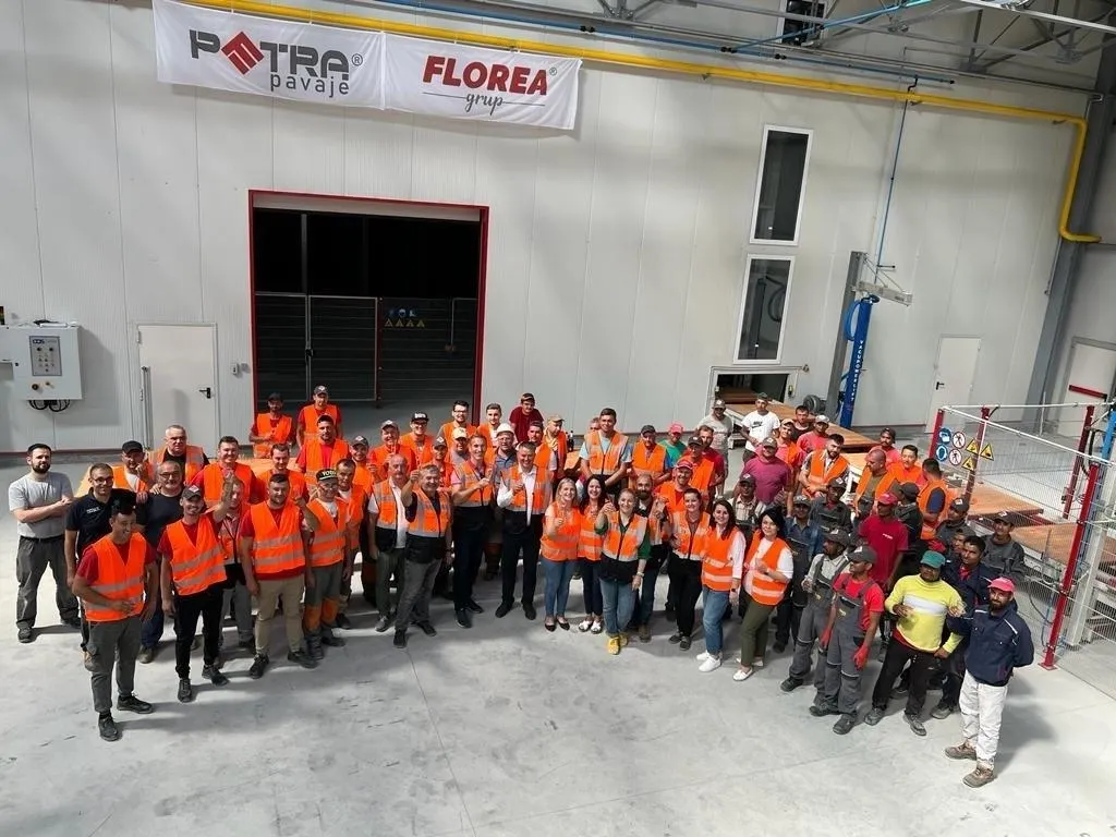 A fost pusă în funcțiune cea de a patra fabrică Petra Pavaje - Cea mai modernă și eficientă unitate de producție a prefabricatelor de beton din estul țării