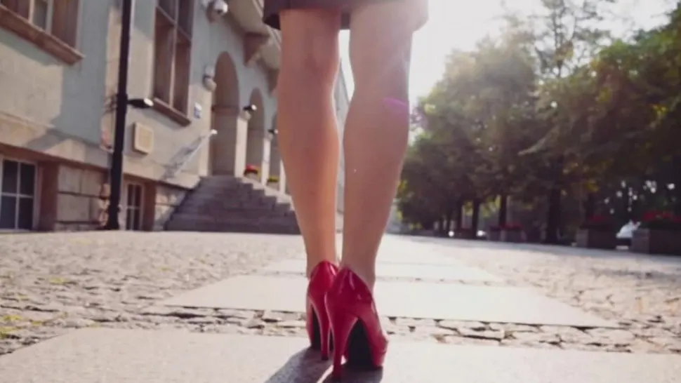 Sfaturi sexuale ȘOCANTE de acum 200 de ani! Ce erau îndemnate femeile să facă! 