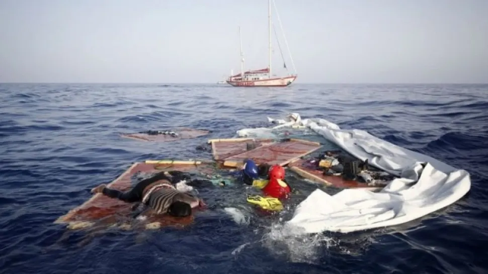 Două ambarcaţiuni, scufundate în Grecia: cel puțin 30 de persoane au murit
