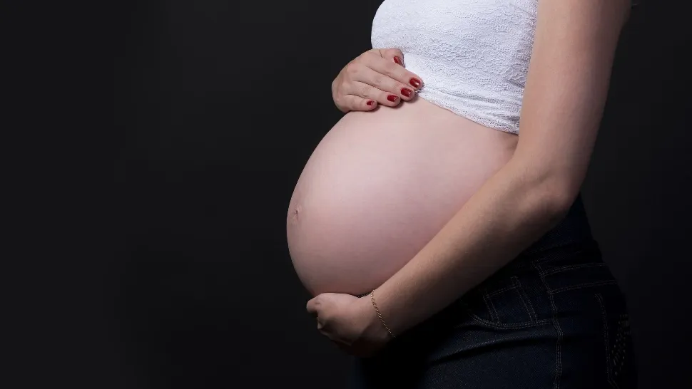 O nouă acuzație șocantă la adresa ginecologului de la Polizu: O mamă trăia cu un făt mort în pântec, știind de fapt că este viu