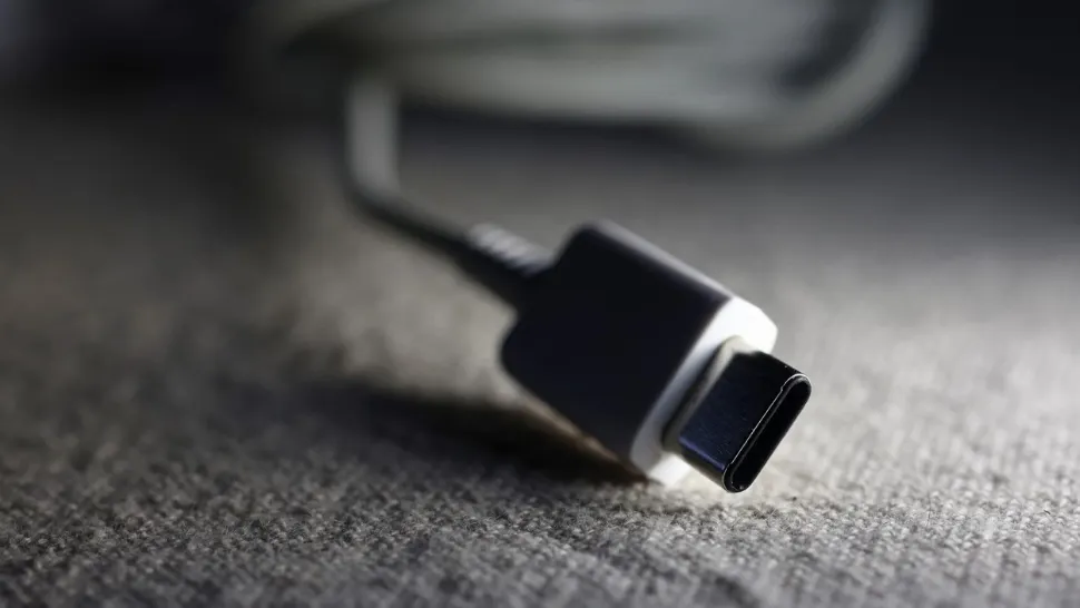 Încărcătorul unic pentru dispozitivele electronice, obligatoriu în UE din 2024 - DECIZIE MAJORĂ luată de PE