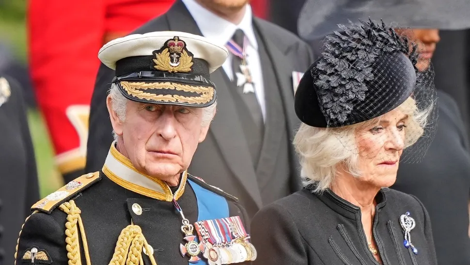 Regele Charles al III-lea va fi încoronat pe 6 mai 2023 la Londra. Ceremonia va fi modernizată
