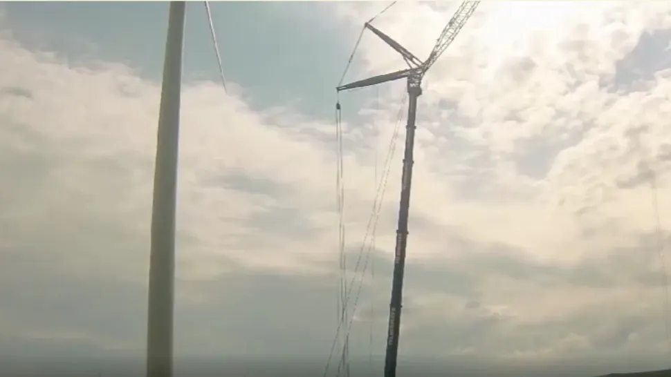Statul, acuzat că FALIMENTEAZĂ producția de energie verde! Ce spun experții