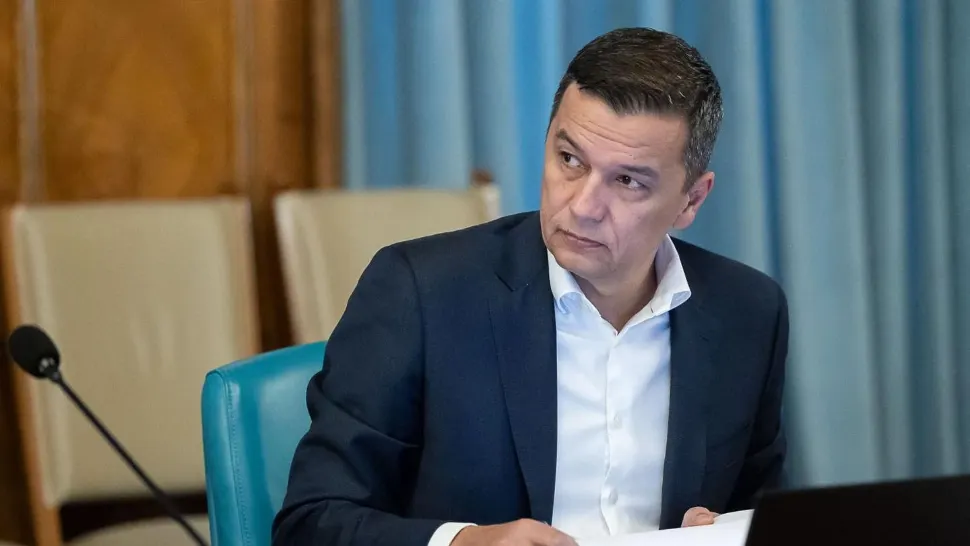 CULISELE STATULUI PARALEL. Blue Air, îngropat în datorii, pe mâna lui Grindeanu. Compania condamnată la faliment, preluată de stat