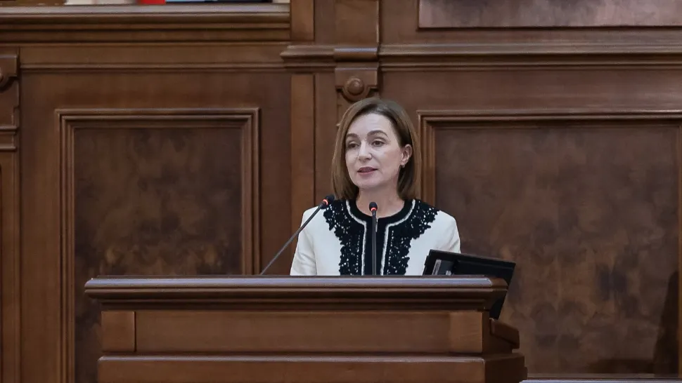 Președinta Maia Sandu, vizită surpriză în Parlamentul de la Chișinău: „În 2030, Moldova trebuie să fie țară membră UE”