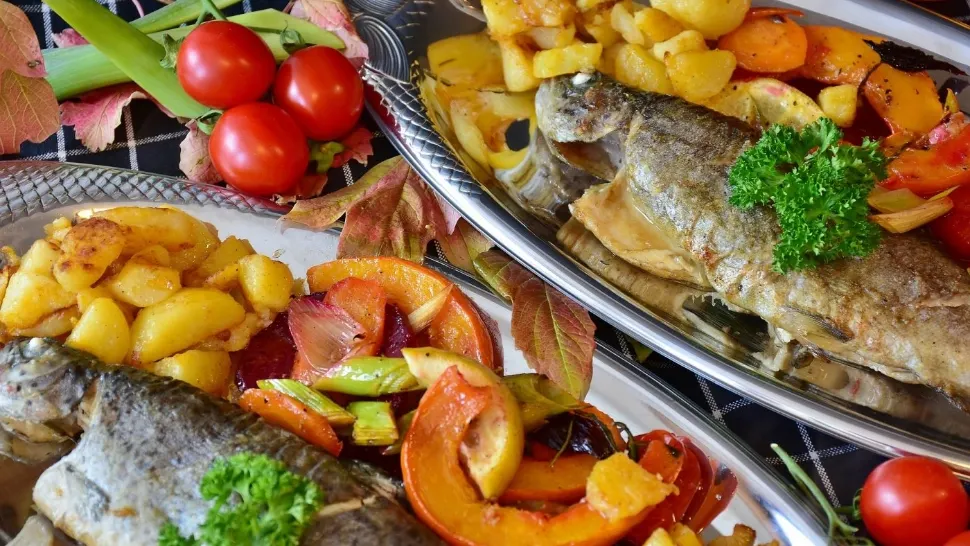 Păstrăv la cuptor. 10 rețete delicioase pentru zilele din post - Vezi când este dezlegare la pește în calendar