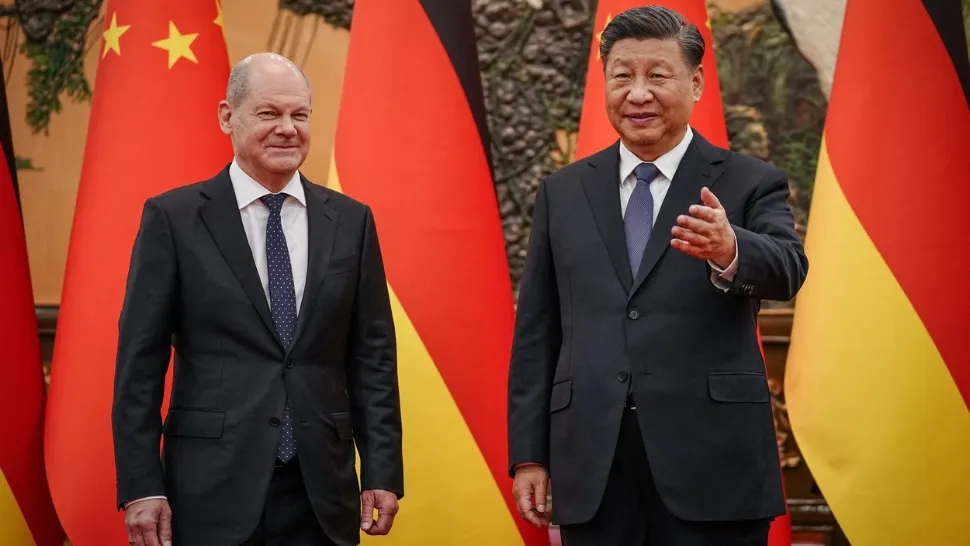 Cancelarul german Olaf Scholz a sosit în China - prima vizită a unui lider din UE la Beijing de la începutul pandemiei COVID
