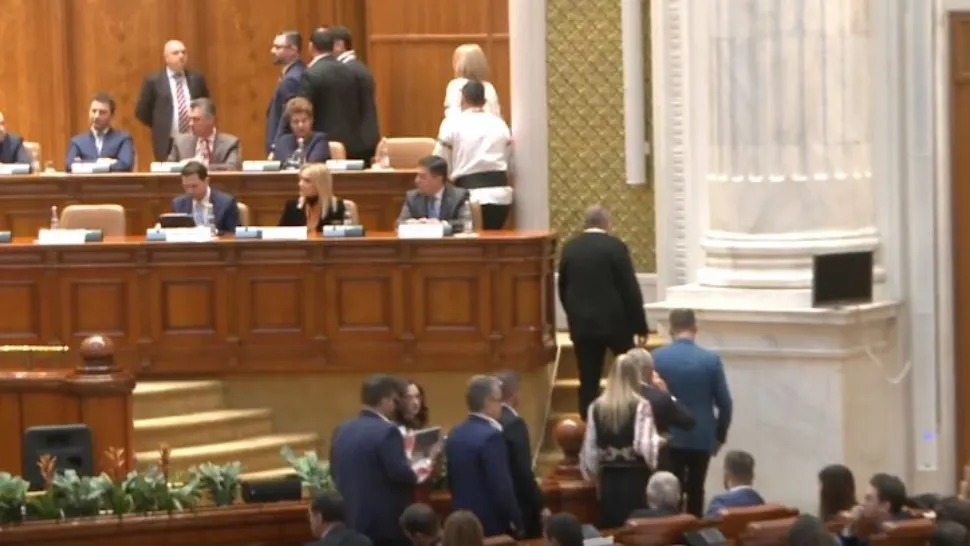 Scandal, în Parlament, la ședința solemnă de Ziua Națională. Deputat UDMR, declarație-șoc: „Ardealul e și al ungurilor”