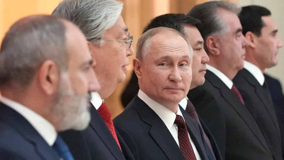 PUTIN joacă rolul Stăpânului inelelor - 9 inele de aur pentru toți liderii CSI, pentru războiul din Ucraina - FOTO