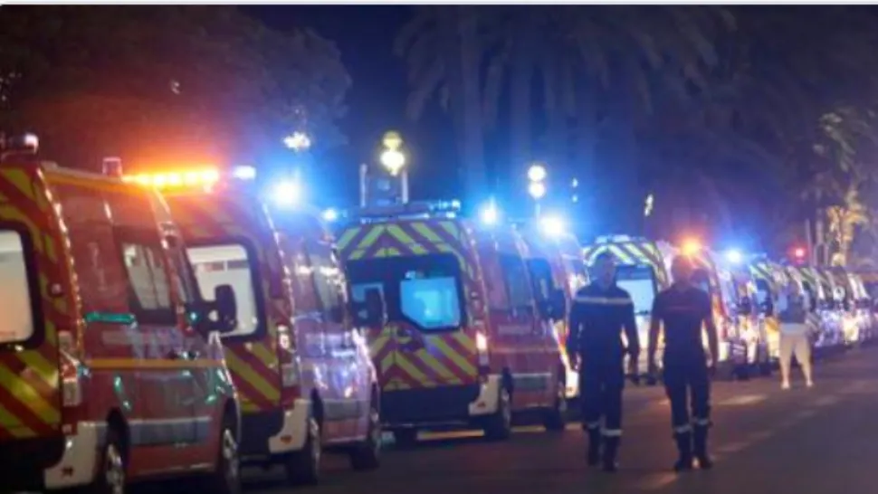10 persoane, între care 5 copii, au murit într-un incendiu izbucnit într-un bloc din Franța