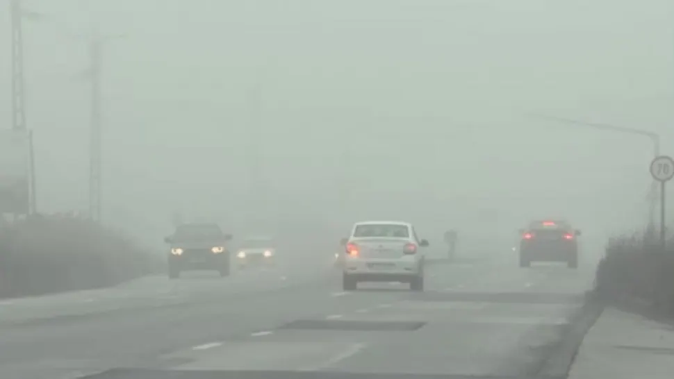 Atenție, șoferi: Ceață și vizibilitate sub 100 de metri pe Autostrada Soarelui