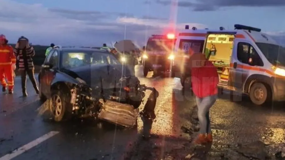Accident cu 7 victime, în Suceava, după ce un șofer care a adormit la volan