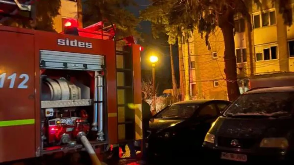 Un bărbat din Arad a ars în propria locuință în timp ce încerca să facă focul în sobă - Tragedie uriașă