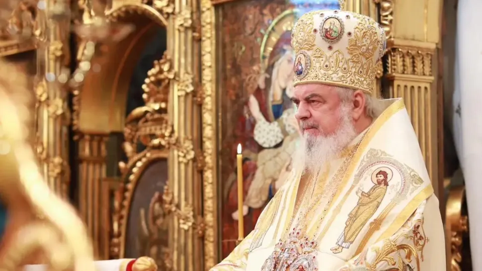 Patriarhul Daniel: Naşterea Domnului e temelie pentru toate celelalte sărbători - Mesajul de Crăciun - VIDEO