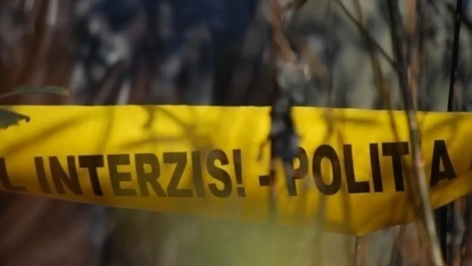 O femeie în vârstă de 78 de ani s-a aruncat de la etajul 10 al unui bloc din Capitală 