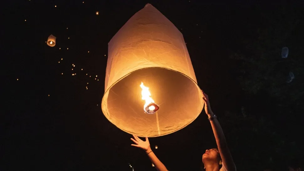 Luna plină intră în Gemeni. Schimbări importante pentru toate zodiile