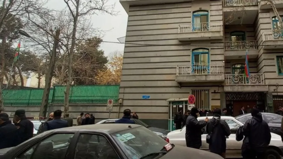 Atac armat la Ambasada Azerbaidjan din Teheran: cel puțin un mort și 2 răniți. Suspectul a fost reținut - VIDEO