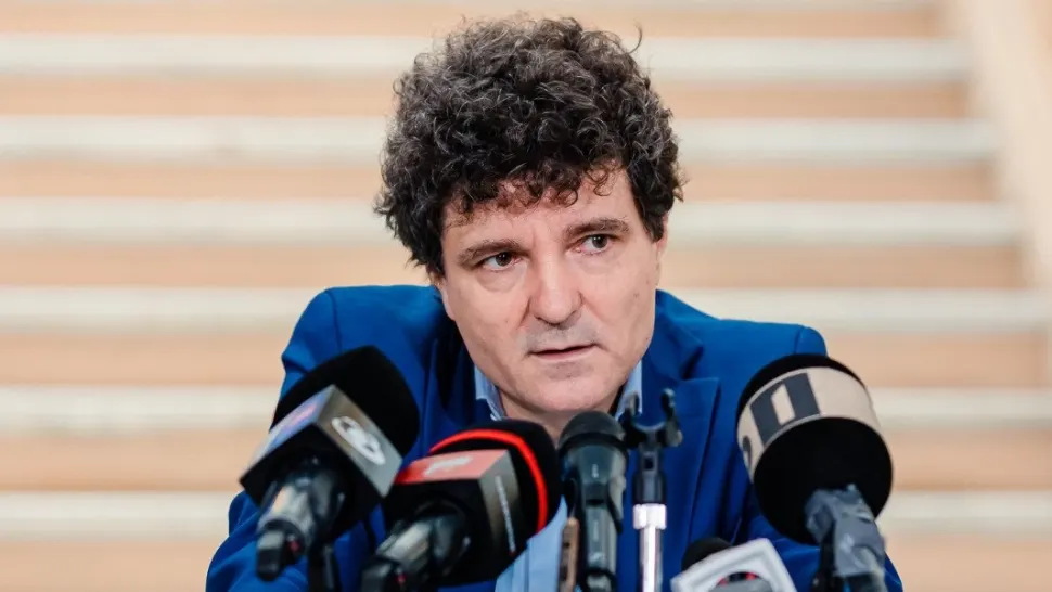 Nicușor Dan, despre lipsa căldurii din case: Când e cald afară se pierde, când e frig tot se pierde. E o chestiune de fizică