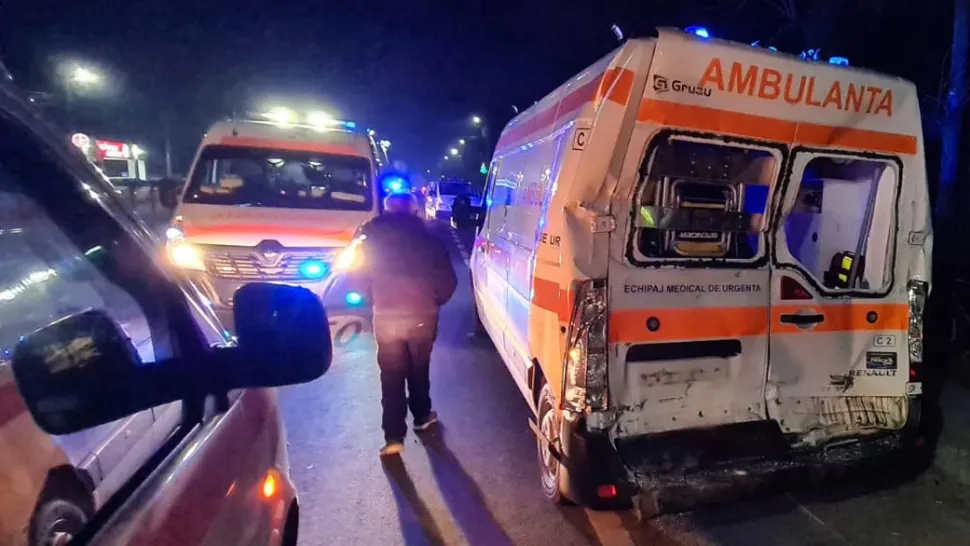 Tragedie în Giurgiu. Copil de 11 ani, accidentat mortal de o ambulanță izbită în spate de un TIR
