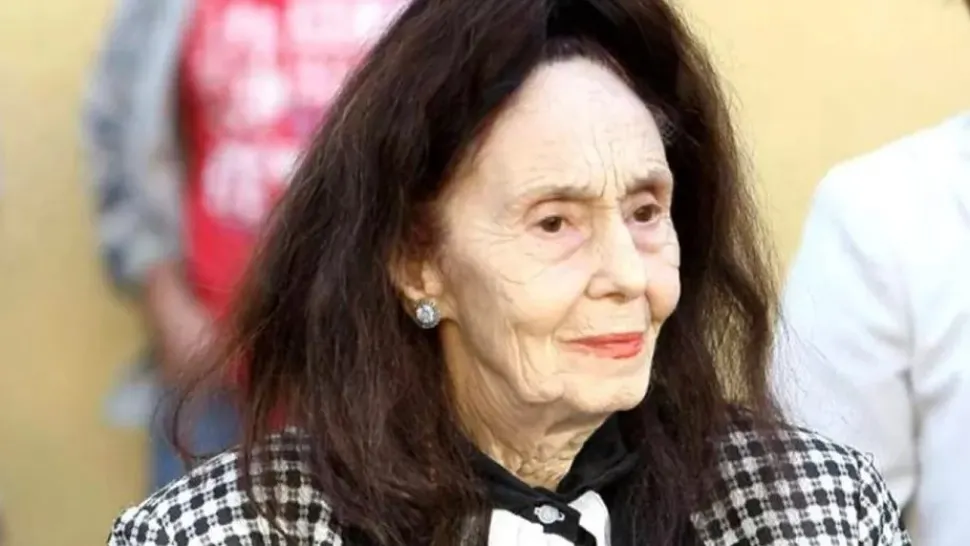 Cum arăta Adriana Iliescu în tinerețe. Cea mai bătrână mamă din România a locuit într-o casă boierească