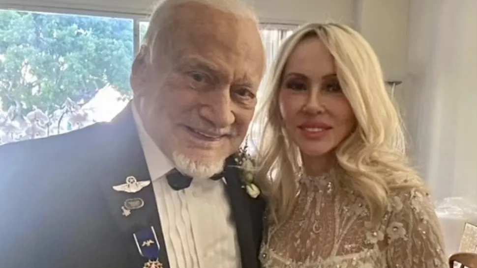 La vârsta de 93 de ani, fostul astronaut Buzz Aldrid s-a căsătorit cu românca Anca Faur