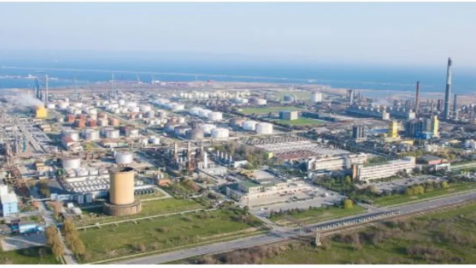 Anchetă la Rompetrol, după ce un muncitor de numai 20 de ani a murit la terminalul Midia