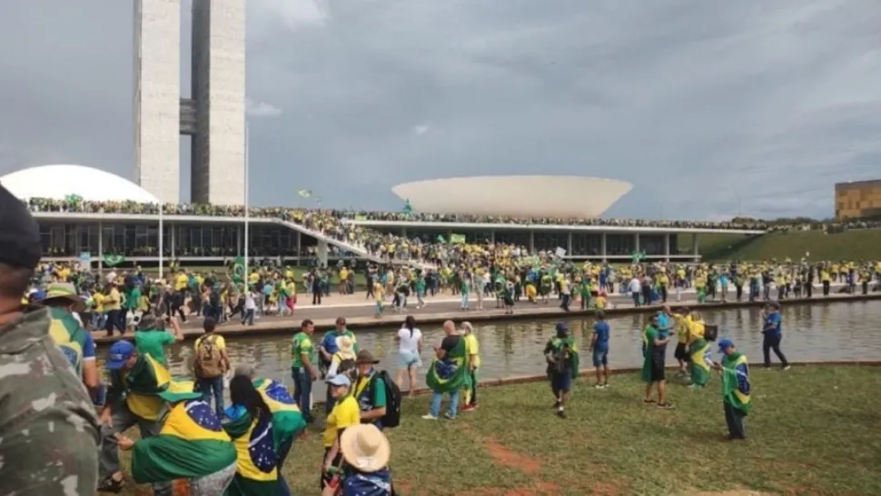 Lideri mai multor ţări condamnă ceea ce se întâmplă în Brazilia