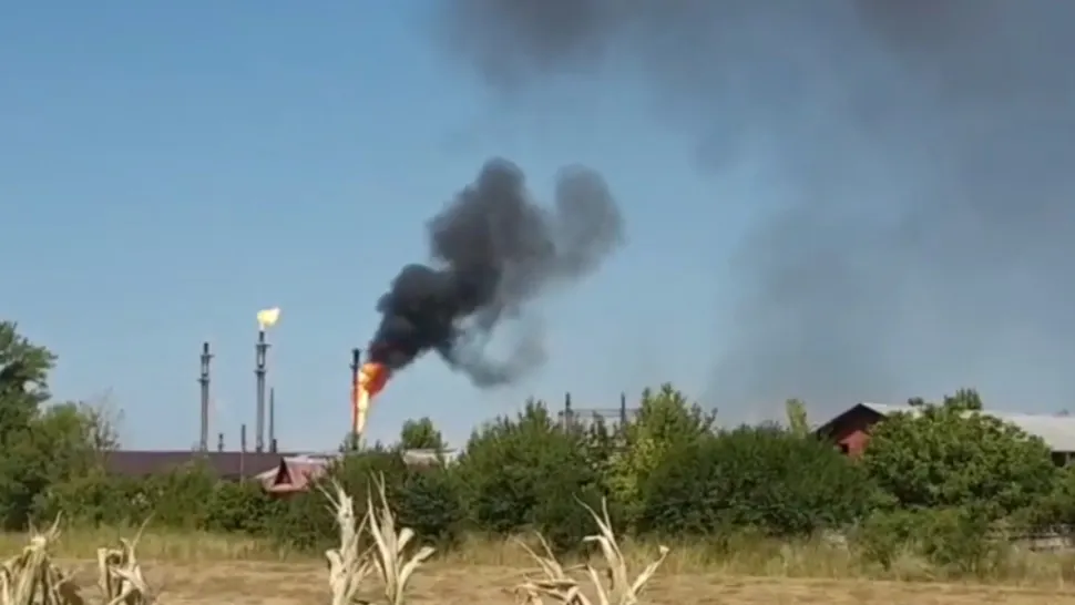 Mirosul emanat de o rafinărie OMV a pus pe jar Garda de Mediu. Unitatea petrolieră, amendată pentru ”disconfortul olfactiv creat”