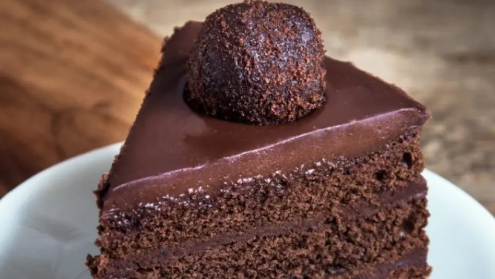 Tort cu ciocolată: reteta cu care îl vei da gata de Valentine's Day! Este simplă, dar extrem de delicioasă 