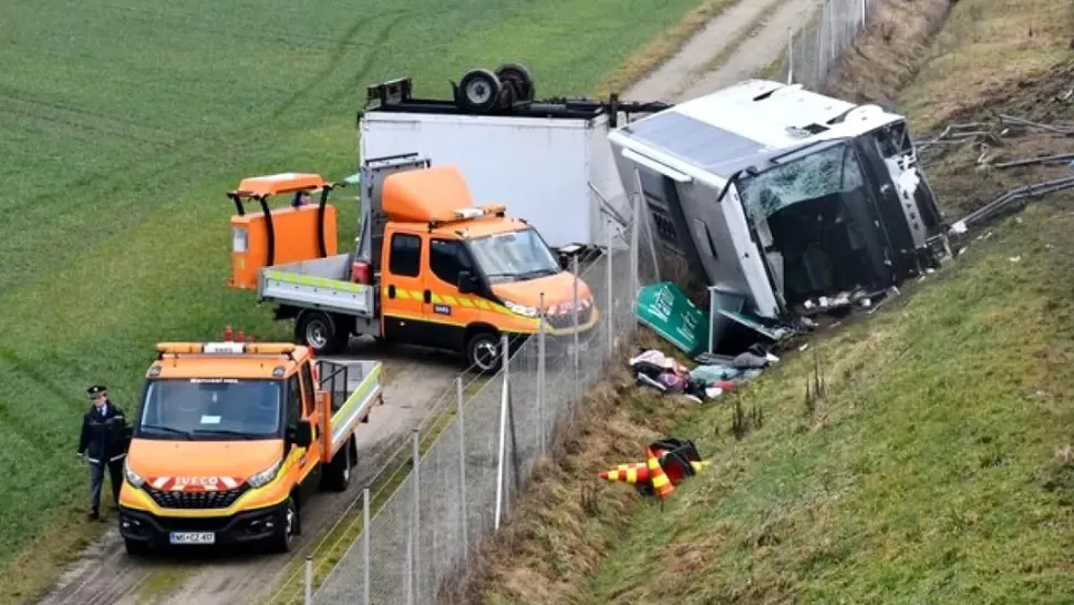 Accident grav, în Slovenia: un autocar cu români s-a răsturnat - 3 morți, 4 răniți