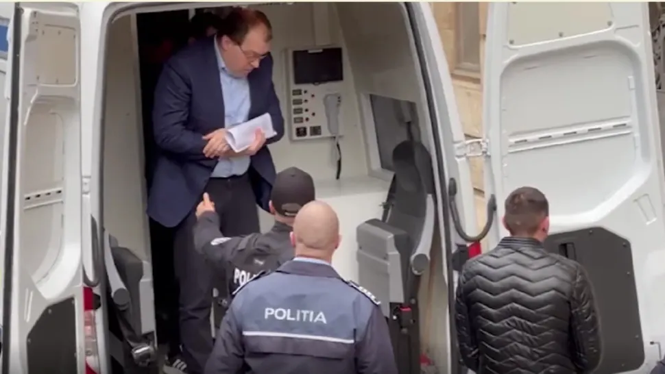 Medicul Tesloianu, în fața judecătorilor CAB! Avocat: "Am combătut toate acuzațiile Parchetului. Clientul nostru a acționat cu bună-credință"