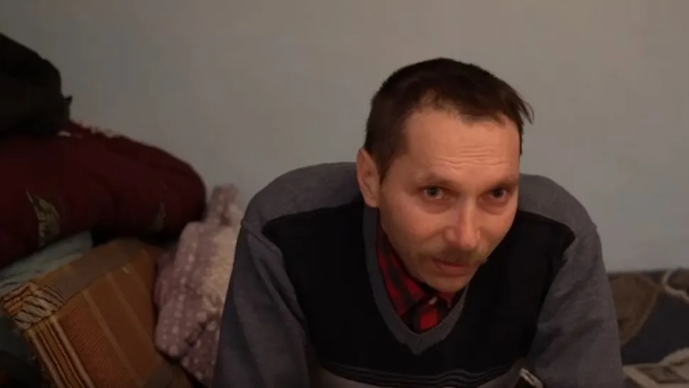 A ajuns să moară de foame după ce a stat în pușcărie, păcălit că „face bani” repede