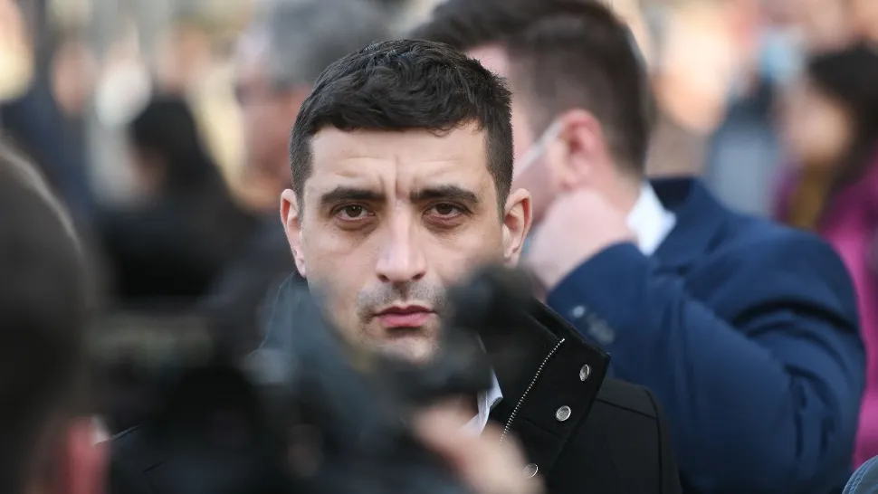 AUR cere o comisie parlamentară pentru anchetarea activității OMV Petrom. Simion:”Avem suspiciuni că ministrul Energiei acționează în interesul companiei austriece”