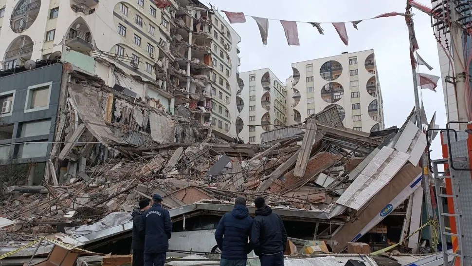 Urmările cutremurului din Turcia: tsunami în Cipru, zboruri oprite pe mai multe aeroporturi