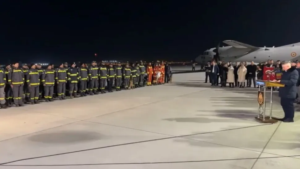 Salvatorii români s-au întors din Turcia. Ciucă: „Meritați să vă odihniți după cele 10 zile în care ați salvat oameni”