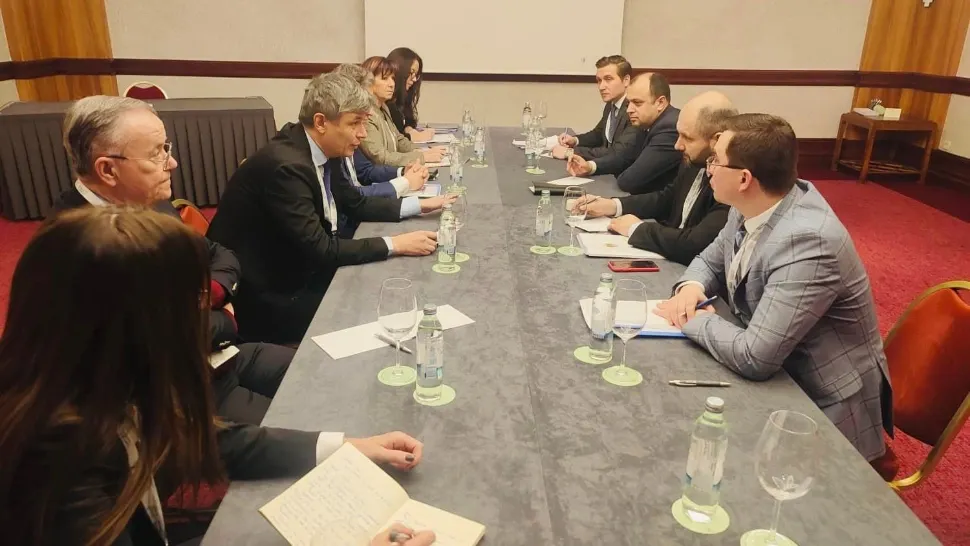 Virgil Popescu, întâlnire cu ministrul Energiei din Repulica Moldova, la Zagreb: subiecte de importanță majoră, pe masa discuțiilor