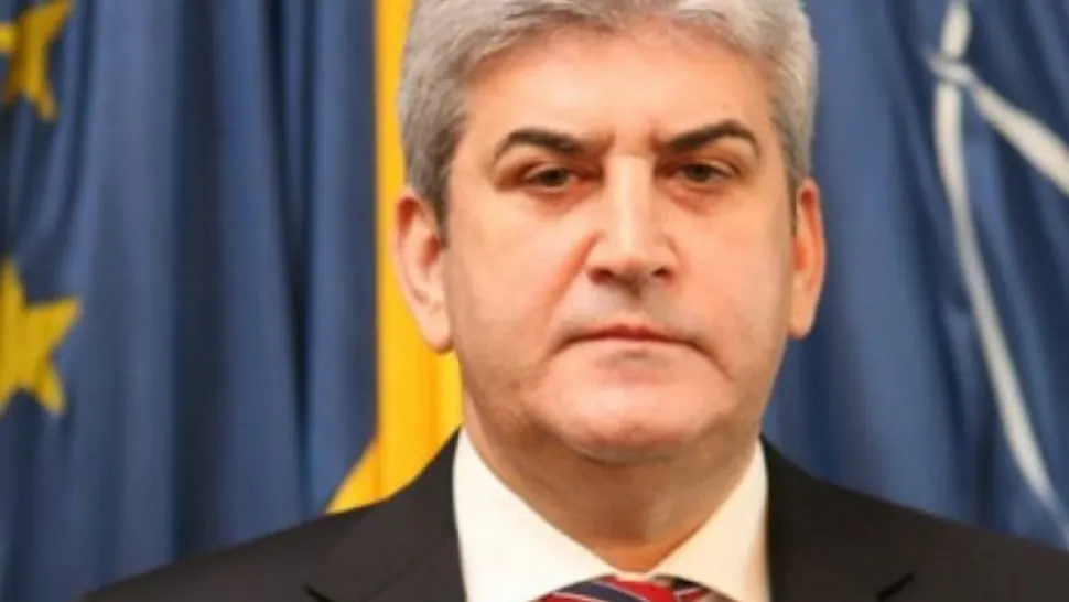 Fostul ministru de Interne Gabriel Oprea a fost ACHITAT în dosarul morții polițistului Bogdan Gigină