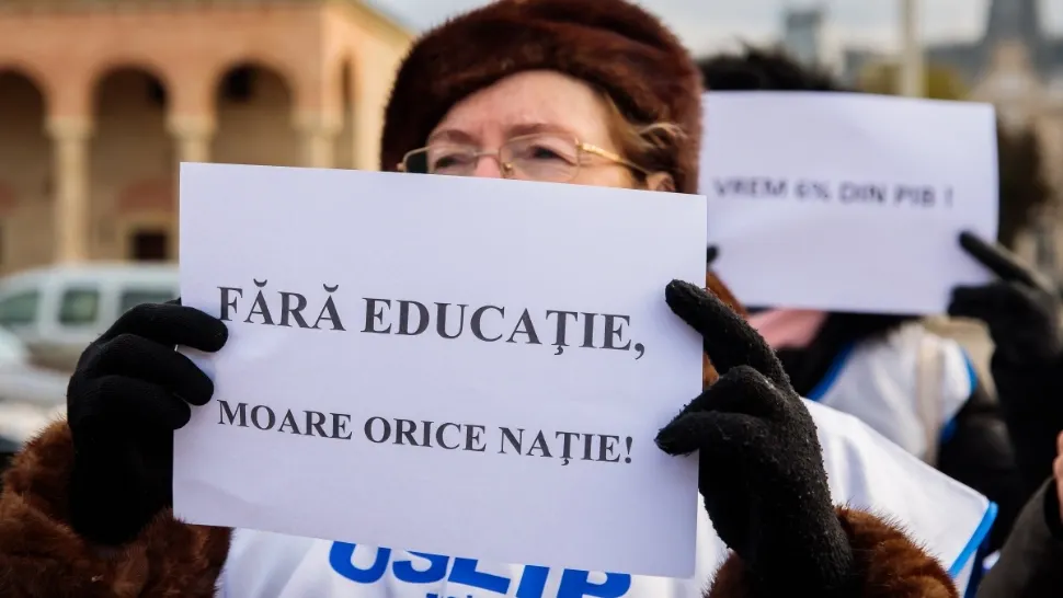 Ciolacu se întâlnește cu greviștii din Educație: „E nevoie de o abordare responsabilă faţă de copii şi faţă de actul de învăţământ”