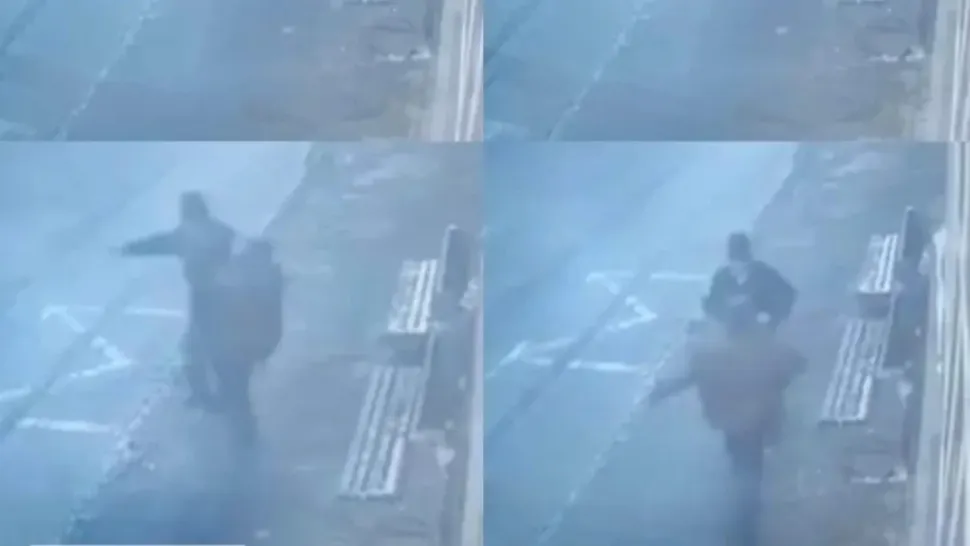 Scene de violență între doi pensionari, într-o stație de transport local din Botoșani. Poliția, acuzată de indolență