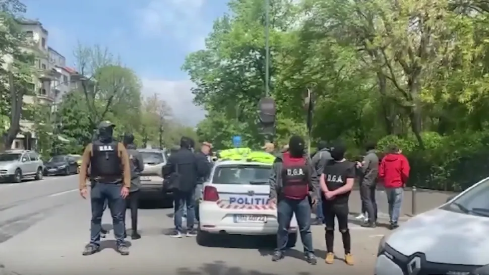 Polițiștii șpăgări și-ar fi recunoscut faptele în fața judecătorilor! Noi detalii din anchetă: cine i-a denunțat 