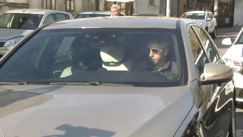 Tupeu maxim al lui Dan Diaconescu în fața secției de poliție! Gestul care i-a surprins pe jurnaliști