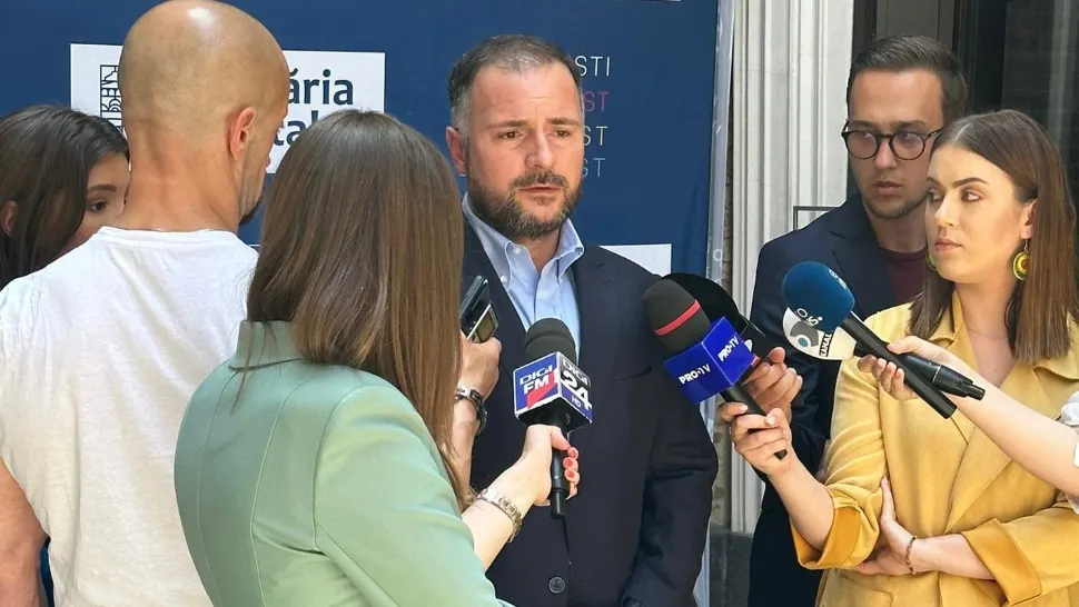 Scadal: Rareș Hopincă îi reproșează lui Nicușor Dan dezinteresul față de Sectorul 5