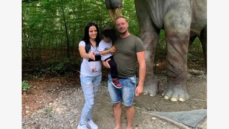Tânăra care și-a pierdut copilul și soțul în tragedia de pe Mureș, mesaj sfâșietor: "De ce mi i-ai luat, Doamne, pe amândoi? Cu ce ți-am greșit sa îmi faci așa ceva?"