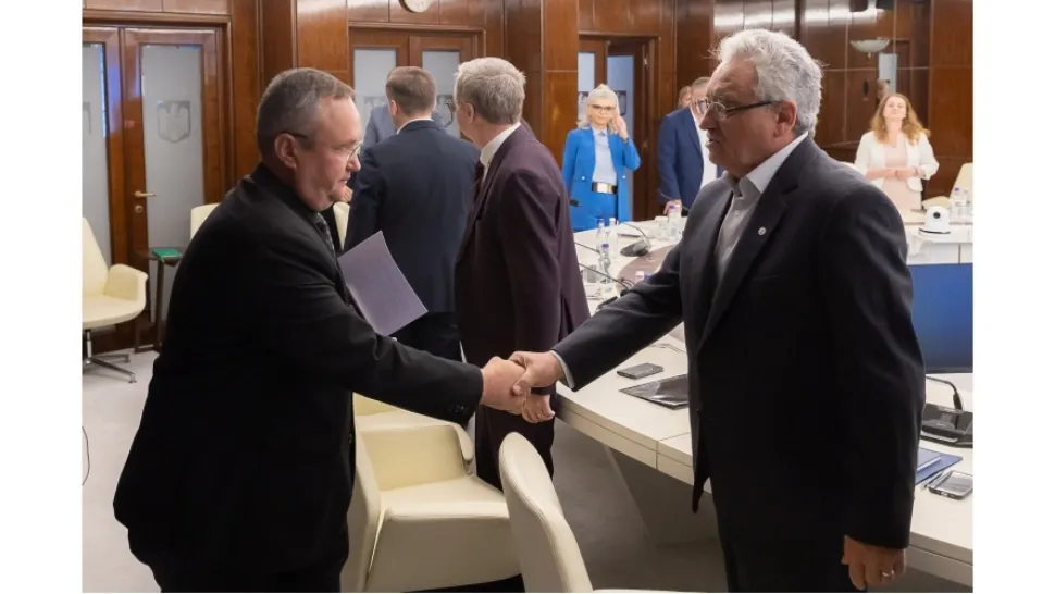 După ieșirea de la negocieri, Ciucă mai face un apel: „Singurii care au de pierdut sunt părinţii şi elevii”