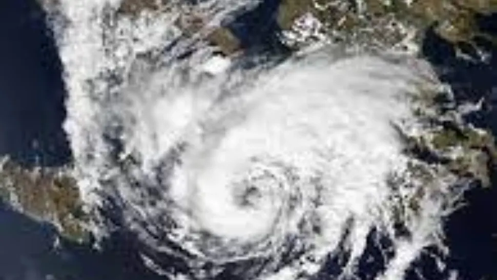 Vremea riscă să o ia razna! Cât de mare este riscul ca România să se confrunte cu o CRIZĂ CLIMATICĂ - Efectele ciclonului mediteraneean 
