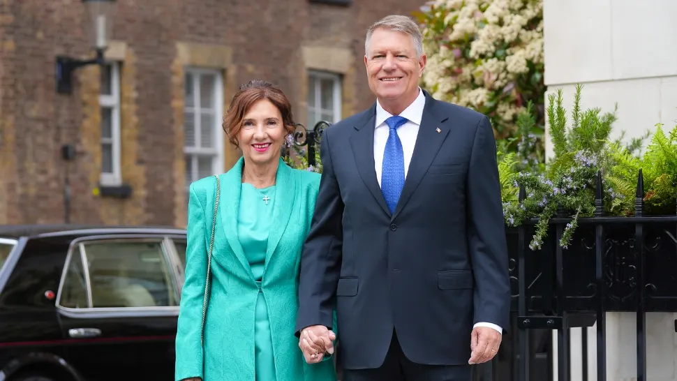 Carmen și Klaus Iohannis, noi imagini de la Londra - Cuplul prezidențial participă la încoronarea Regelui Charles al III-lea