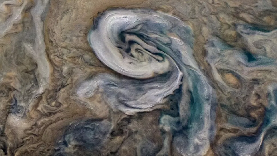  Fulgerele de pe Jupiter, mai SPECTACULOASE ca cele de pe Terra. Imagini rare - FOTO&VIDEO