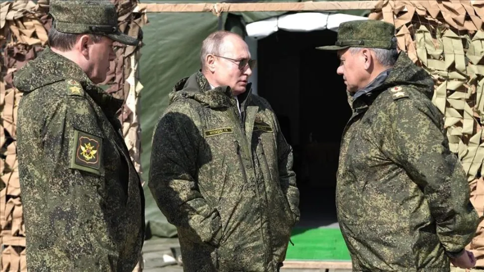 Vladimir Putin și Serghei Șoigu erau vizați de dronele care au atacat Moscova